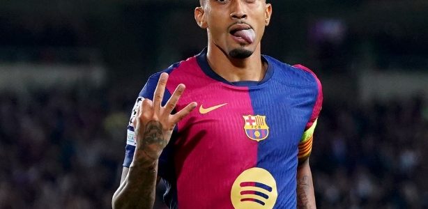 لماذا استبعد رافينيا من التشكيلة الأساسية لبرشلونة في مباراة الدوري الإسباني ضد جيرونا؟ تقرير يقدم تحديثًا