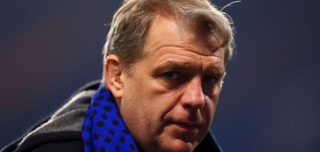 تود بوهلي الشريك في ملكية تشيلسي، يجري محادثات لشراء صحيفة ديلي تلغراف البريطانية: تقارير