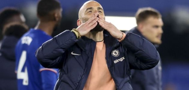 “لحسن الحظ، فزنا بالمباراة” – يعترف إنزو ماريسكا بأنه ارتكب خطأً تكتيكيًا في فوز تشيلسي على توتنهام